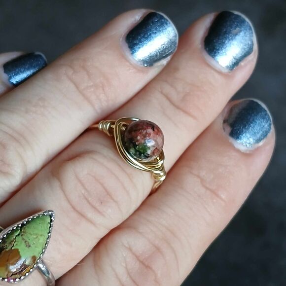 Unakite Jasper Crystal Beaded Ring, Wire Wrapped, Gold, Size 9 - Picture 3 of 3